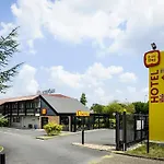 Hotel The Originals Access Bordeaux Aeroport 2*