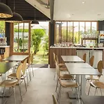 Hotel The Originals Access Bordeaux Aeroport Merignac (Gironde)