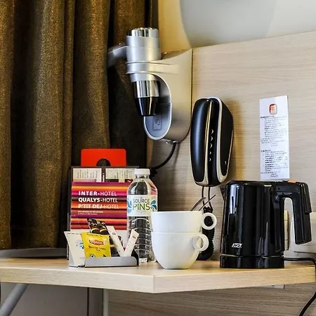 Hotel The Originals Access Bordeaux Aéroport 2*