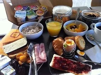 Hotel The Originals Access Bordeaux Aéroport Mérignac