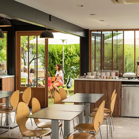 The Originals Access Bordeaux Aeroport Hotel Merignac (Gironde)