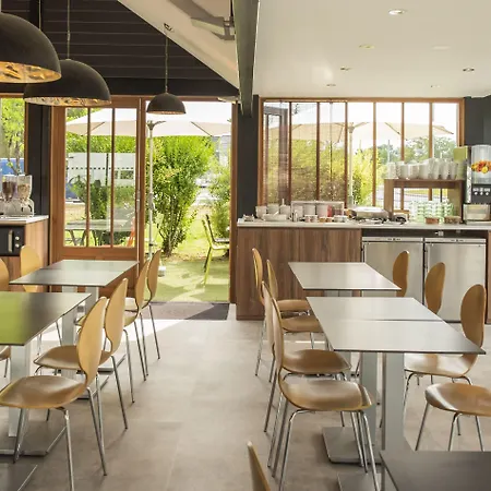 Hotel The Originals Access Bordeaux Aéroport Mérignac