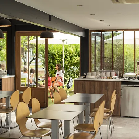 The Originals Access Bordeaux Aéroport Mérignac