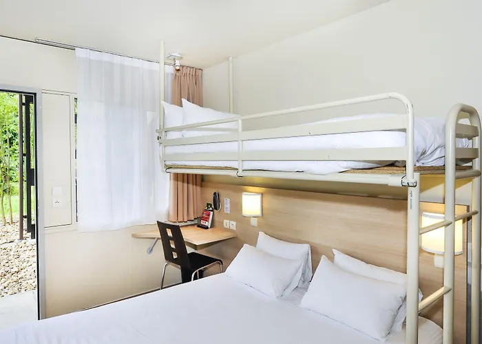 Otel The Originals Access Bordeaux Aeroport