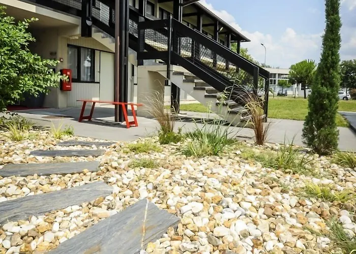 Otel The Originals Access Bordeaux Aeroport