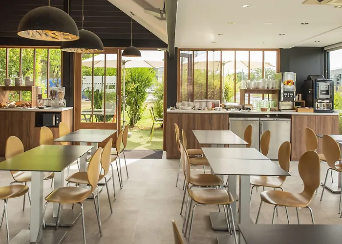 Otel The Originals Access Bordeaux Aeroport Mérignac